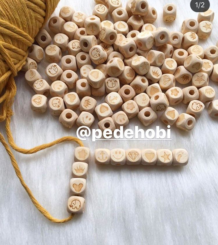 15 MM DESENLİ KÜP BONCUK