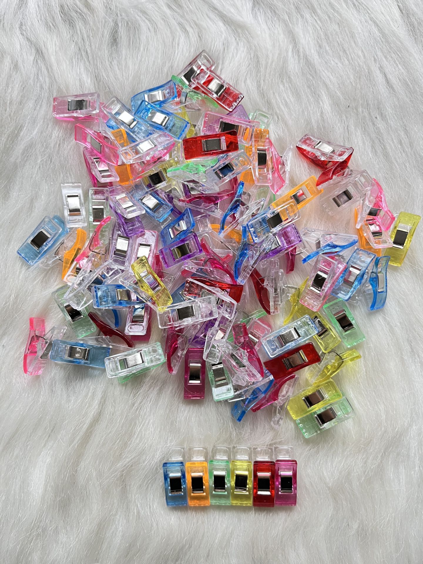 KÜÇÜK BOY ŞEFFAF RENKLİ MANDAL 1 ADET