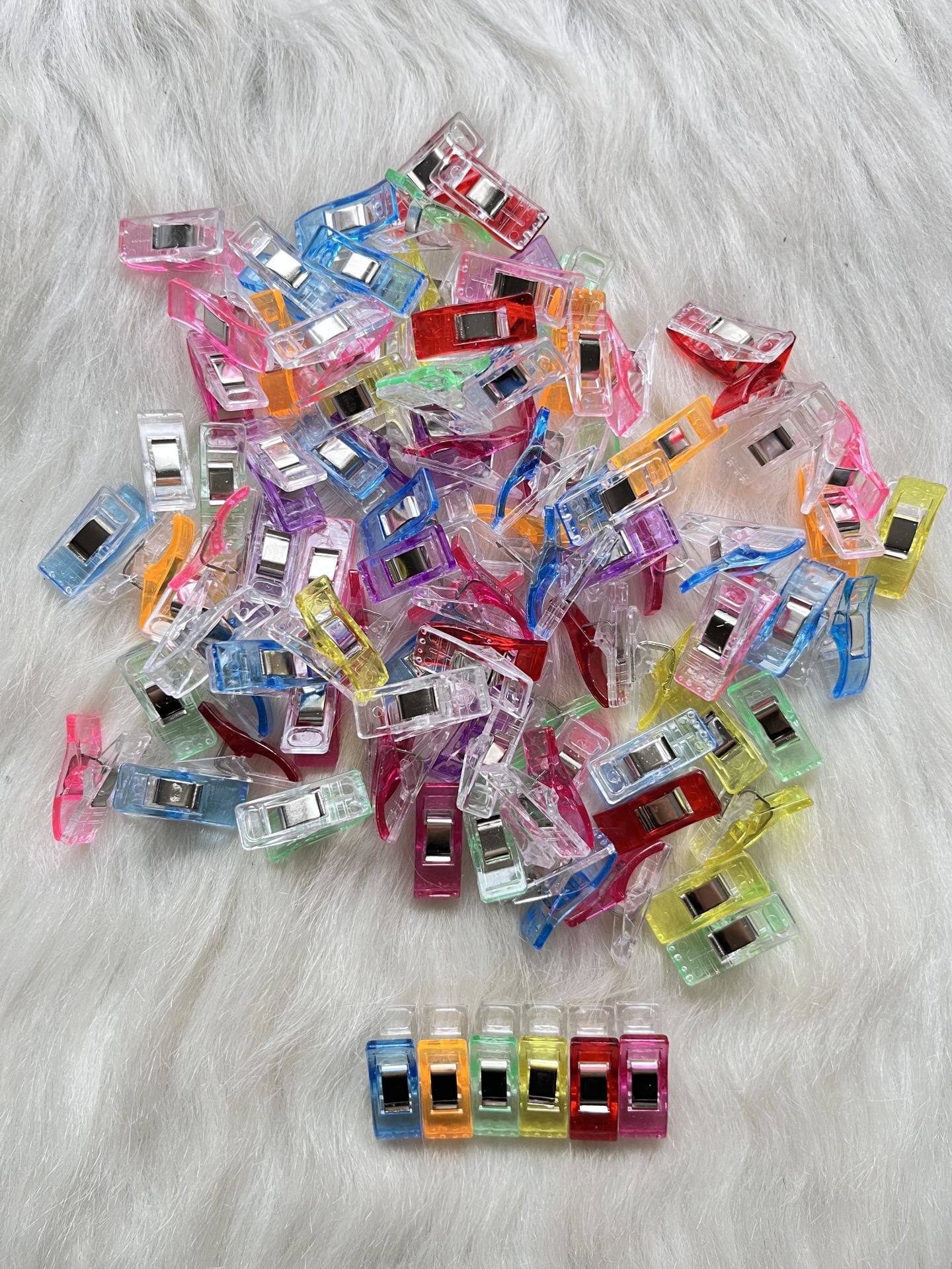 KÜÇÜK BOY ŞEFFAF RENKLİ MANDAL 1 ADET