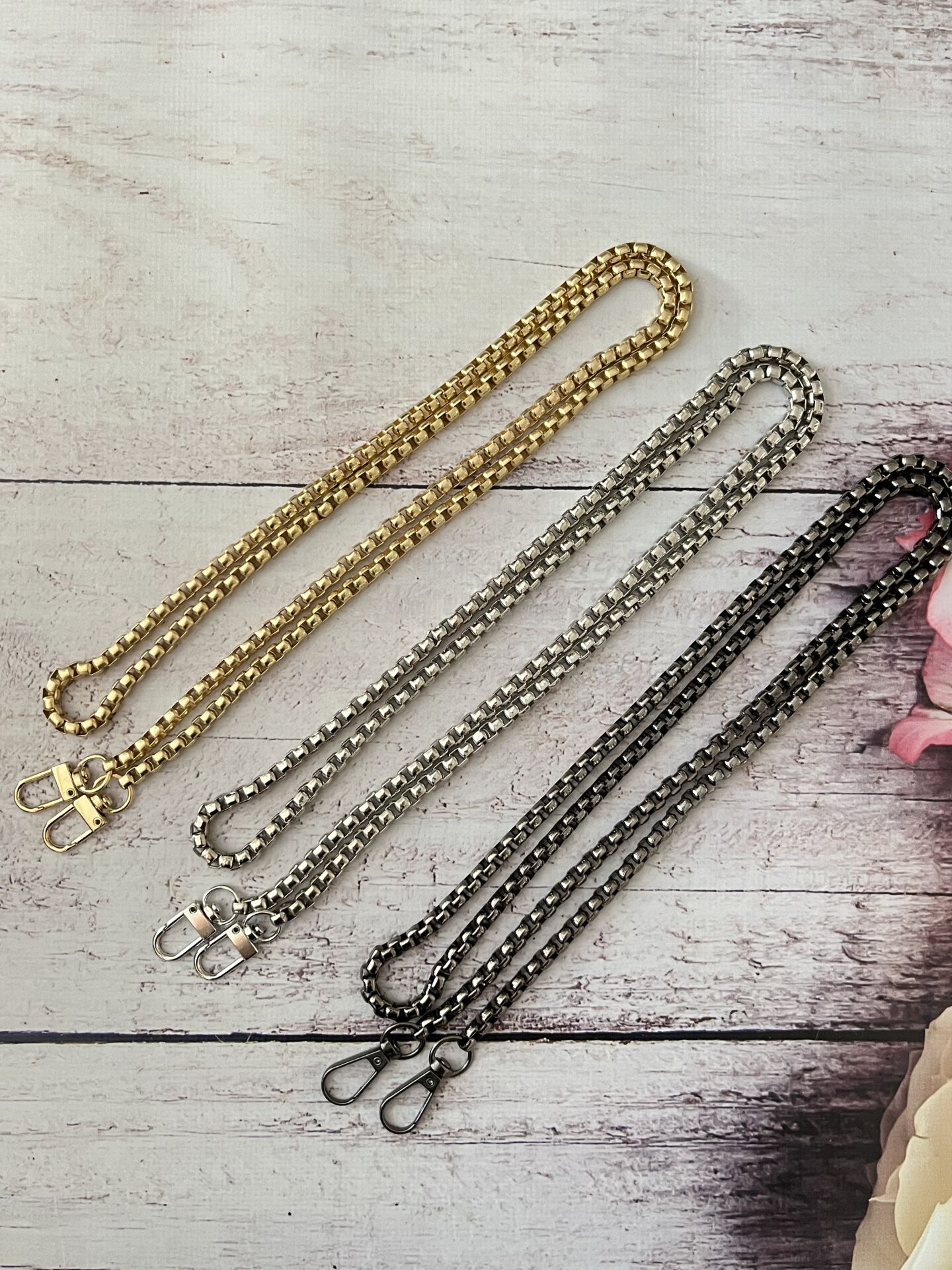 120  CM. KANCALI KÜP METAL ÇANTA ZİNCİR