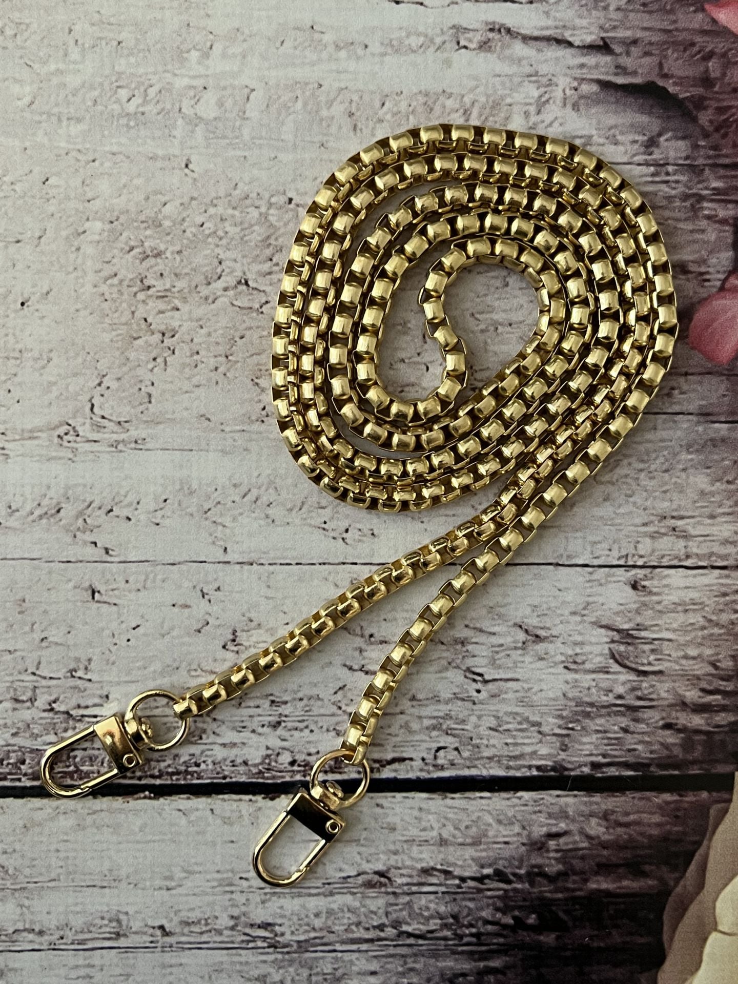 120  CM. KANCALI KÜP METAL ÇANTA ZİNCİR Gold