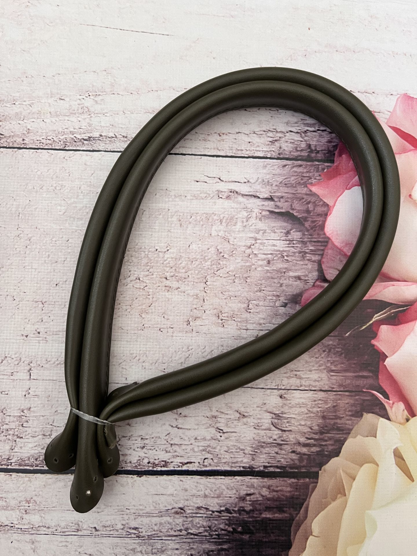 DERİ DİKMELİ 60 CM PELİKAN MODEL HORTUM SAP 1 ÇİFT HAKİ YEŞİL