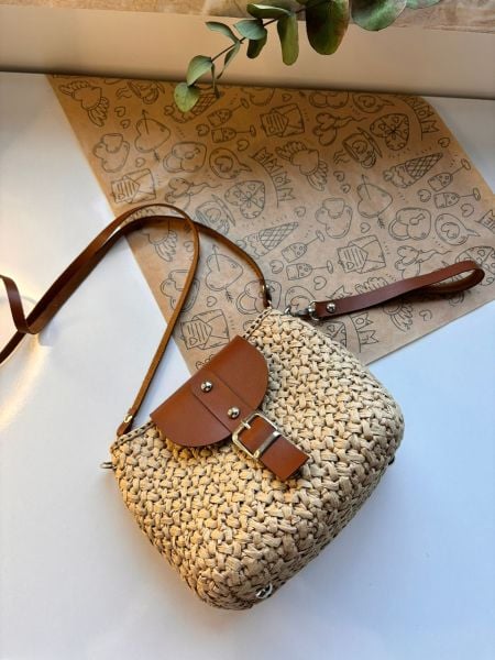 KAPAKLI ÇANTA KİTİ