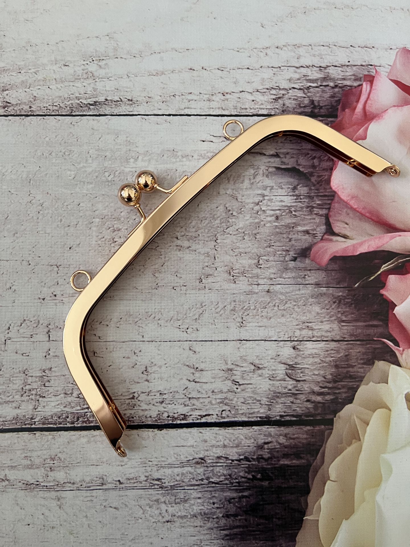 METAL İÇTEN VİDALI TOKALI BURS 21 CM Gold
