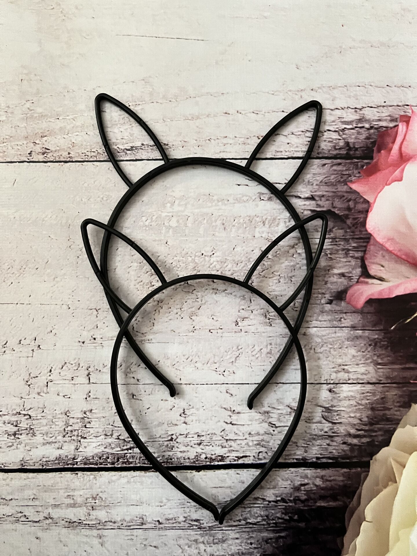 PLASTİK KEDİ ŞEKİLLİ TAÇ