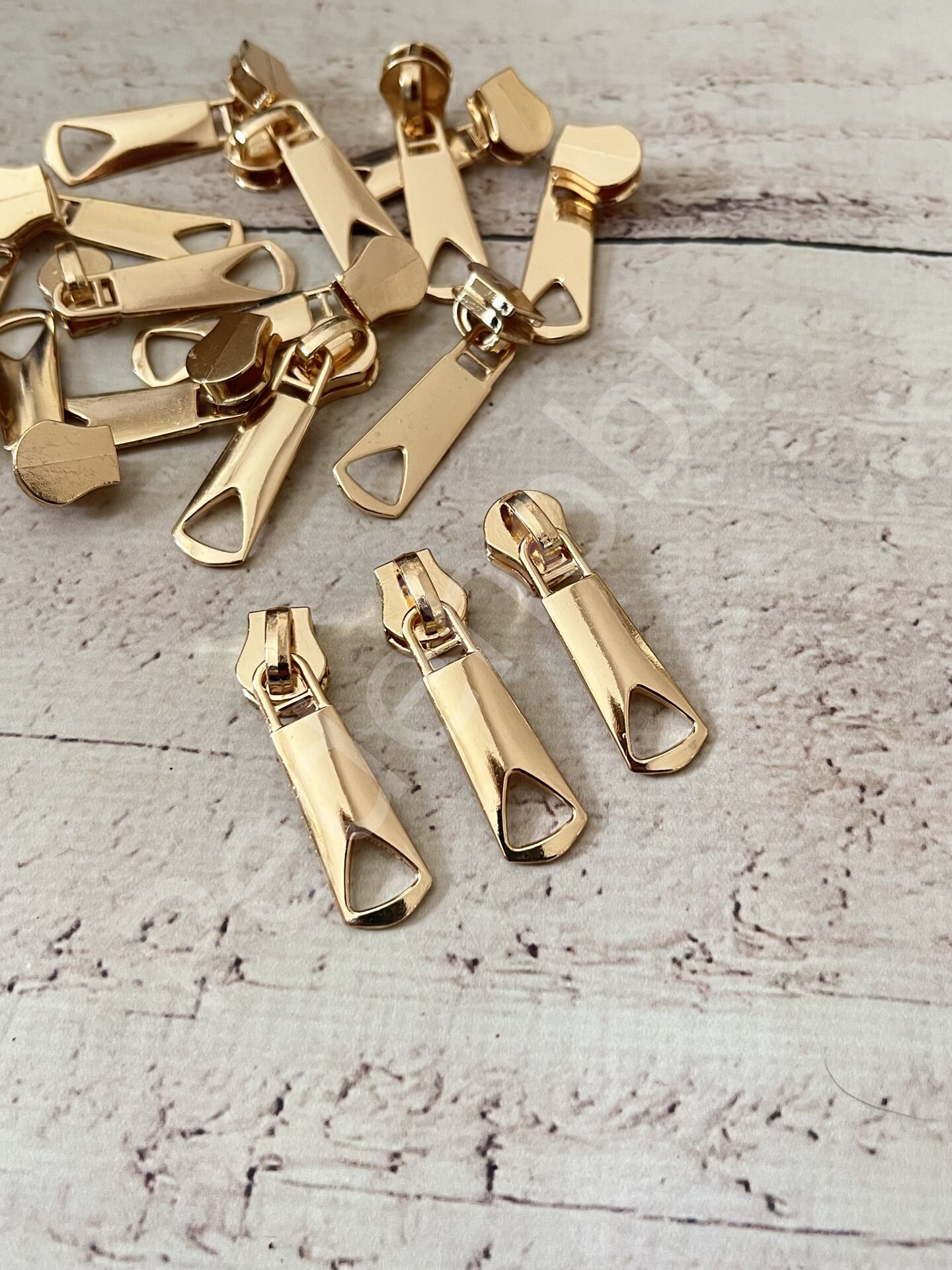 ÇANTA FERMUAR UCU ÜÇGEN