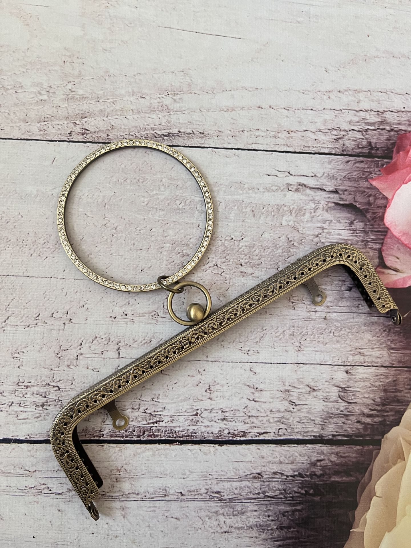 20 CM METAL ÇANTA KULPU   MODEL M-21 Antik