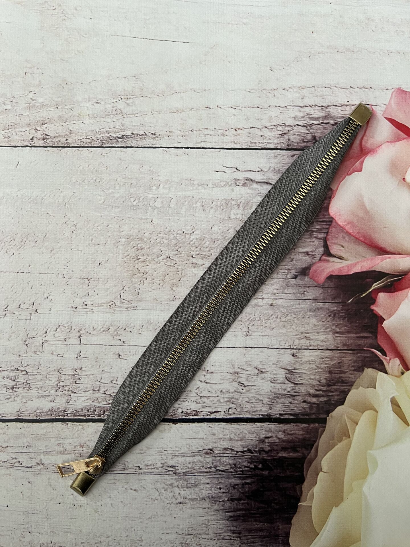 30 CM FERMUAR GRİ GOLD