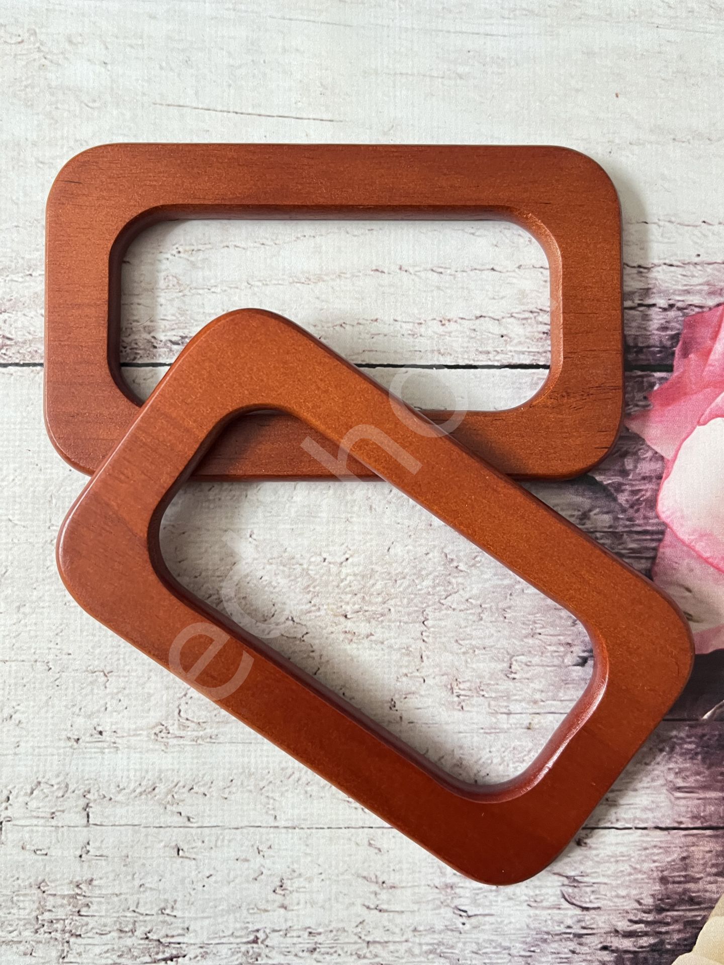 DİKDÖRTGEN MODEL AHŞAP BURS 16 CM 1 ÇİFT CEVİZ
