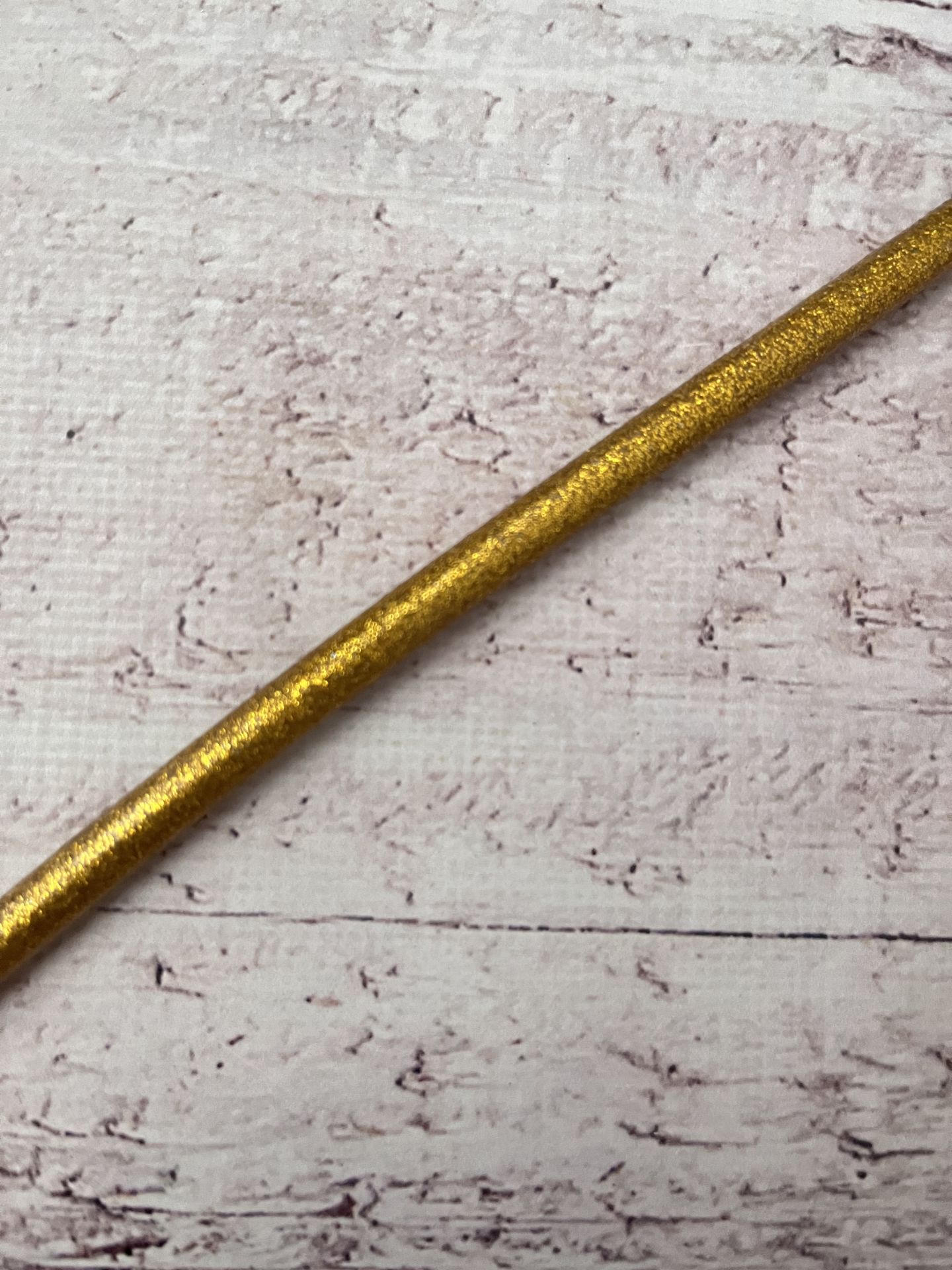 RENKLİ 7 MM  SİLİKON ÇUBUK SİMLİ GOLD