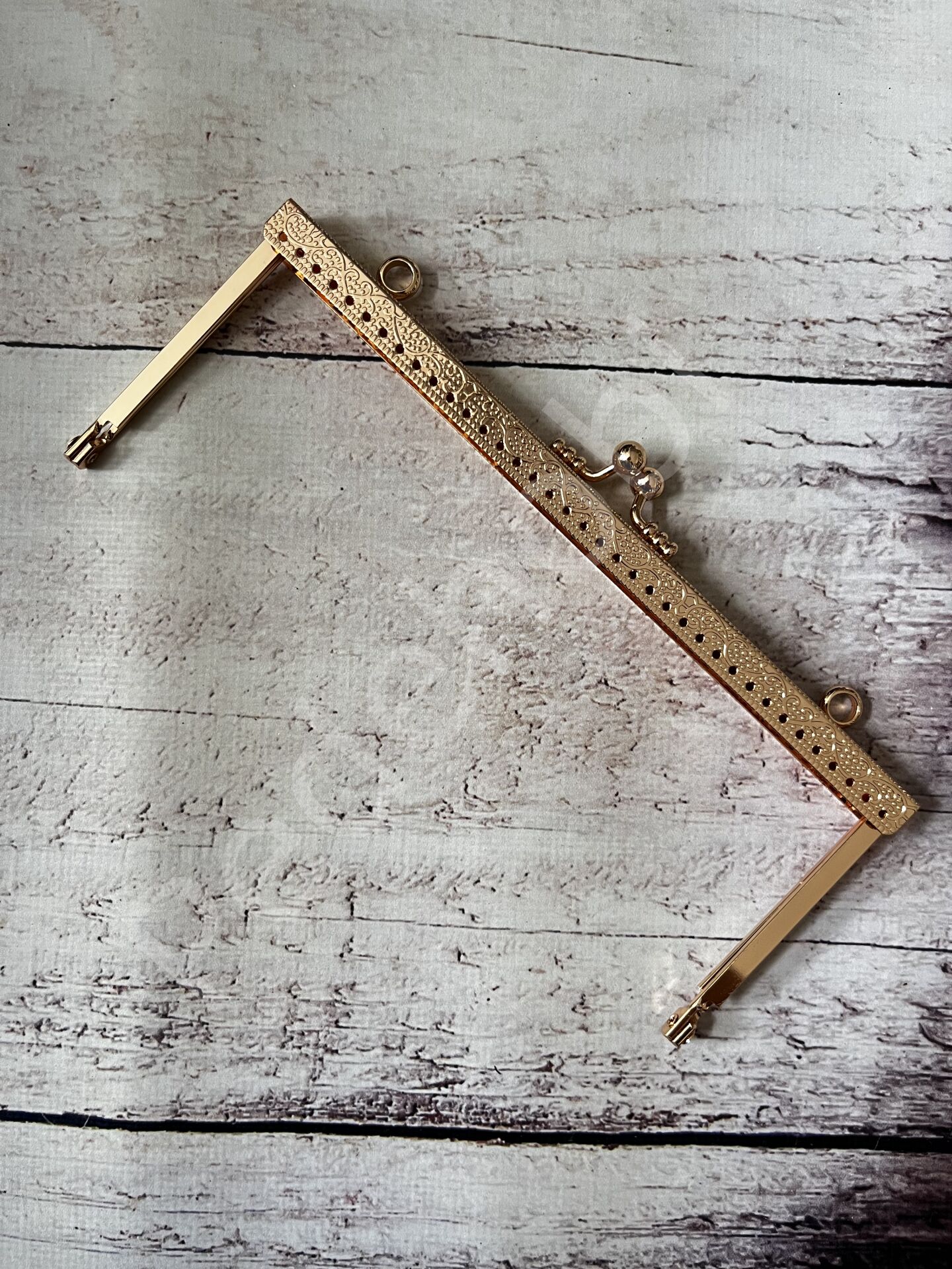 METAL ÇANTA KULPU M-40 GOLD