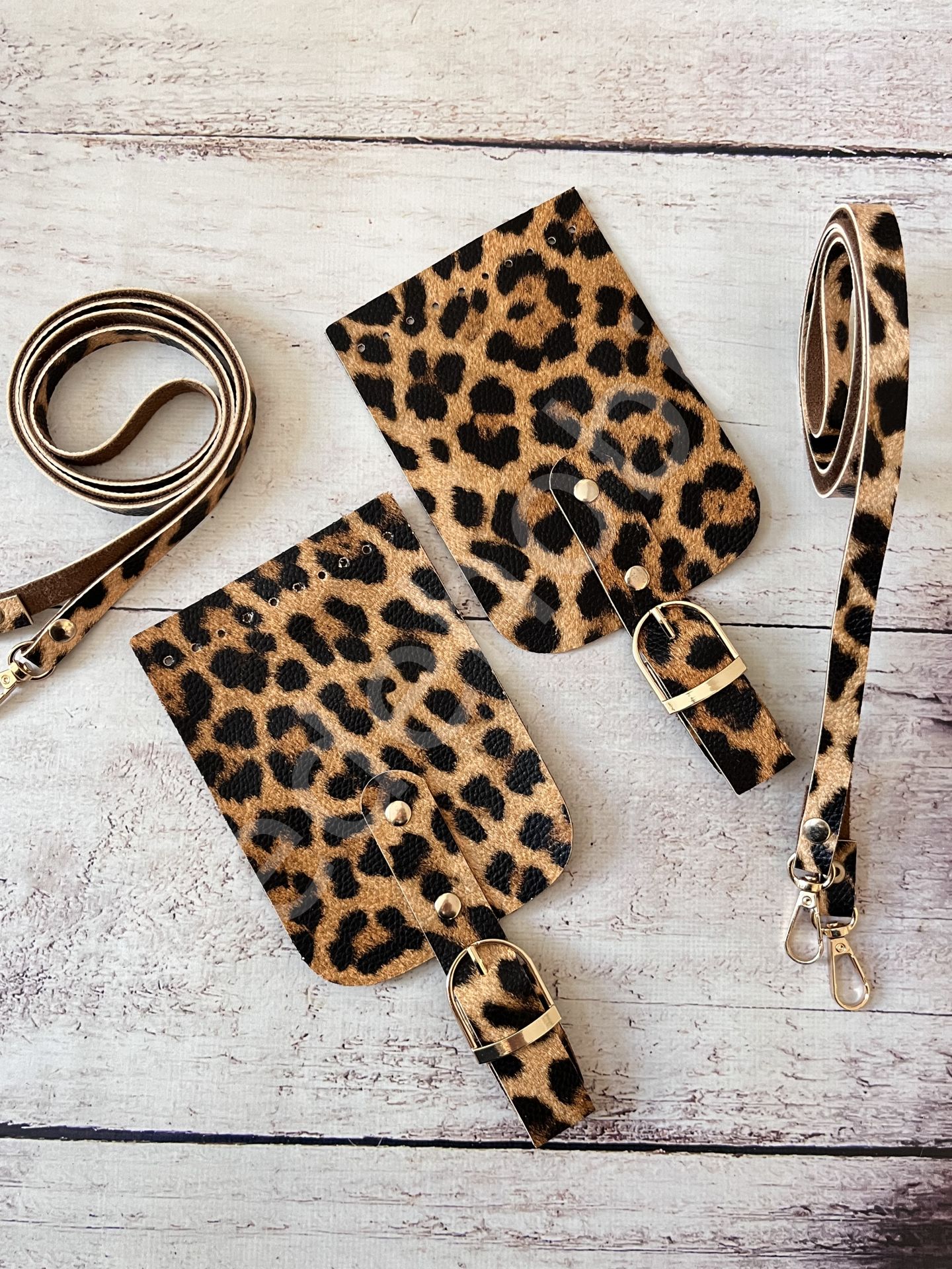 LEOPAR ÇANTA KAPAĞI ( BOYUN ASKILI )