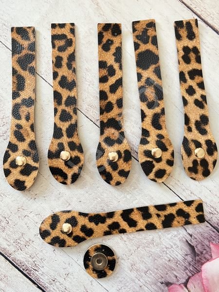 LEOPAR DESEN MIKNATISLI ÇANTA KAPAMA SPOR MODEL