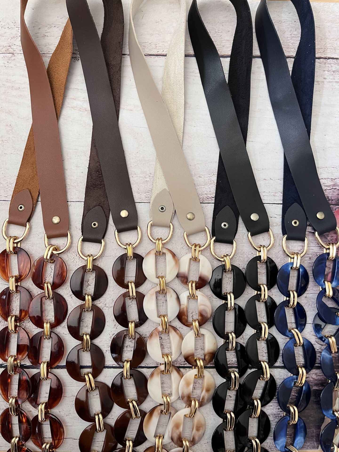 115 CM DERİLİ AKRİLİK ASKI