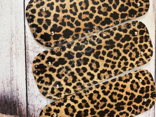 32 CM LEOPAR DESEN RİVETLİ DERİ TABAN