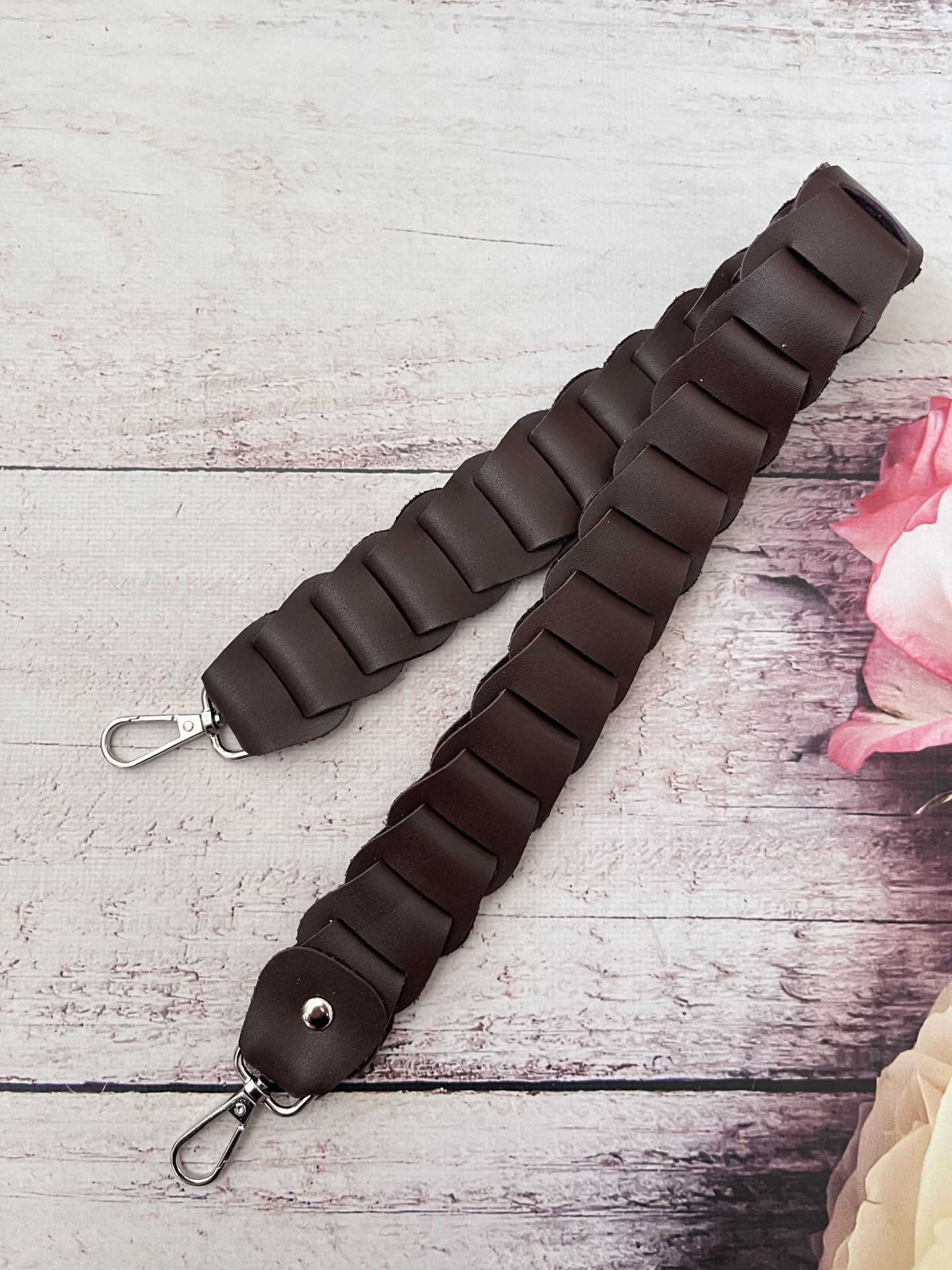 60 CM ÖRGÜLÜ MODEL DERİ ASKI kahve