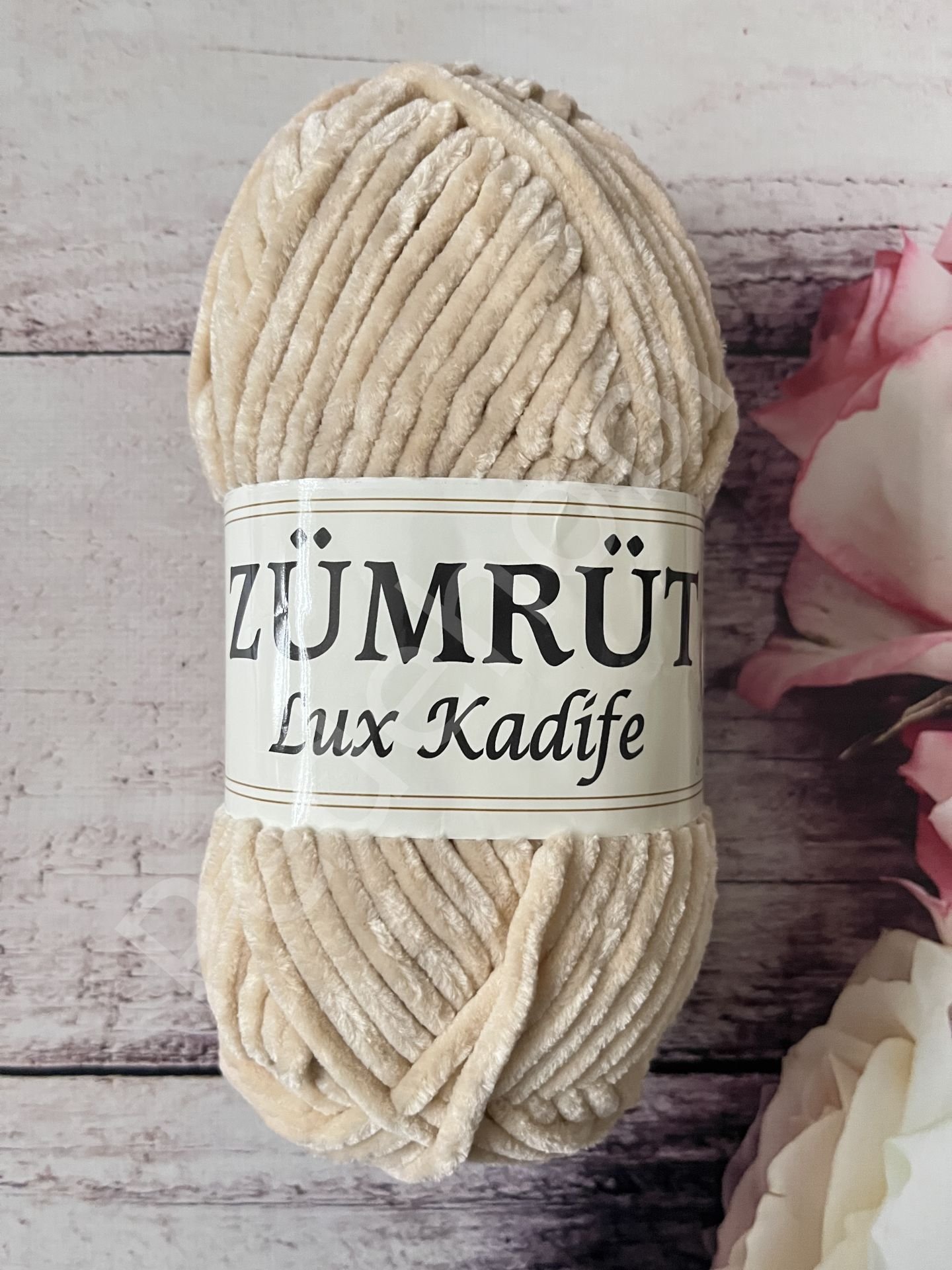 ZÜMRÜT LUX KADİFE 33110 AÇIK BEJ