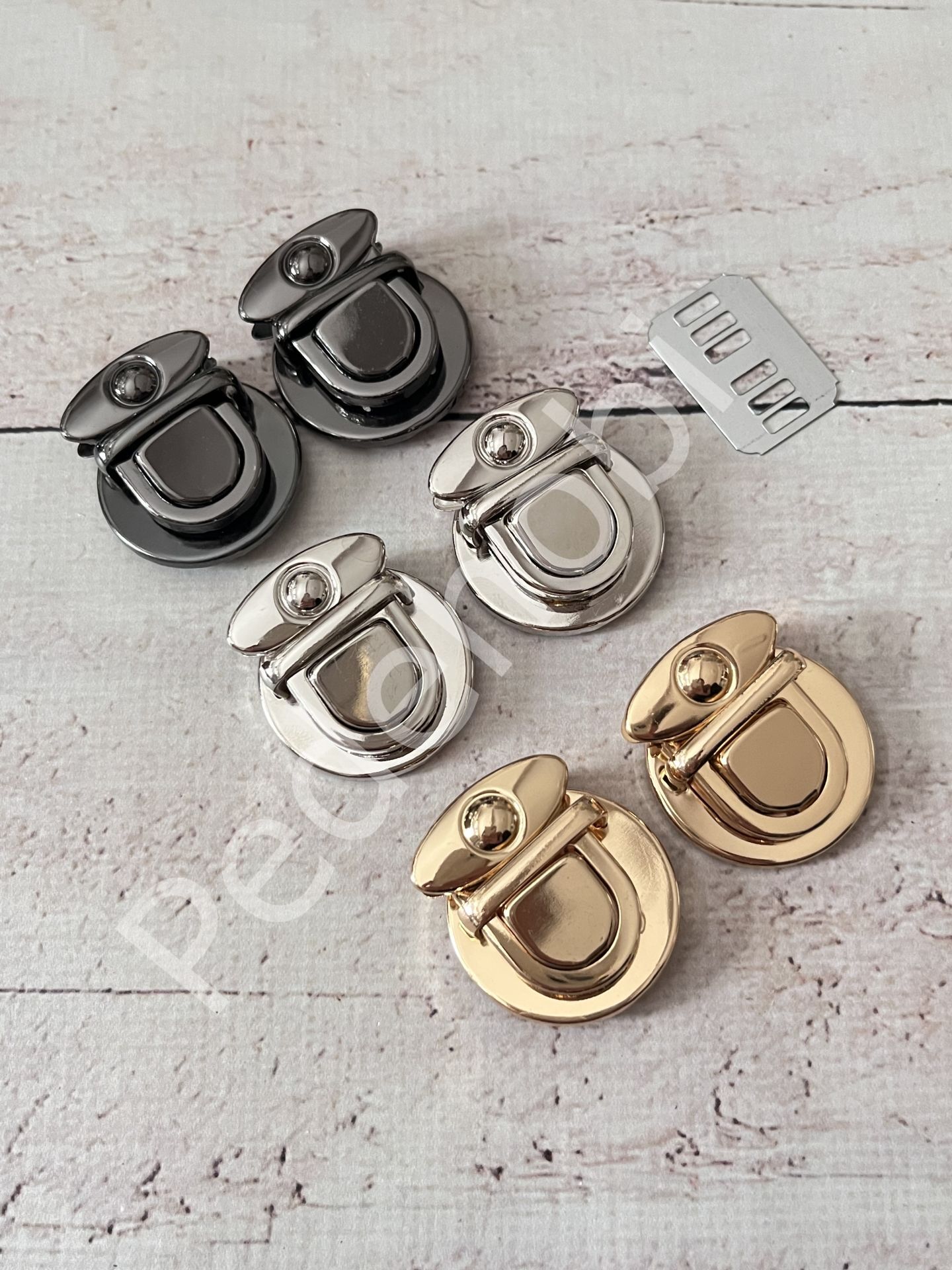 METAL ÇANTA KİLİT 4*4 CM OVAL BÜYÜK