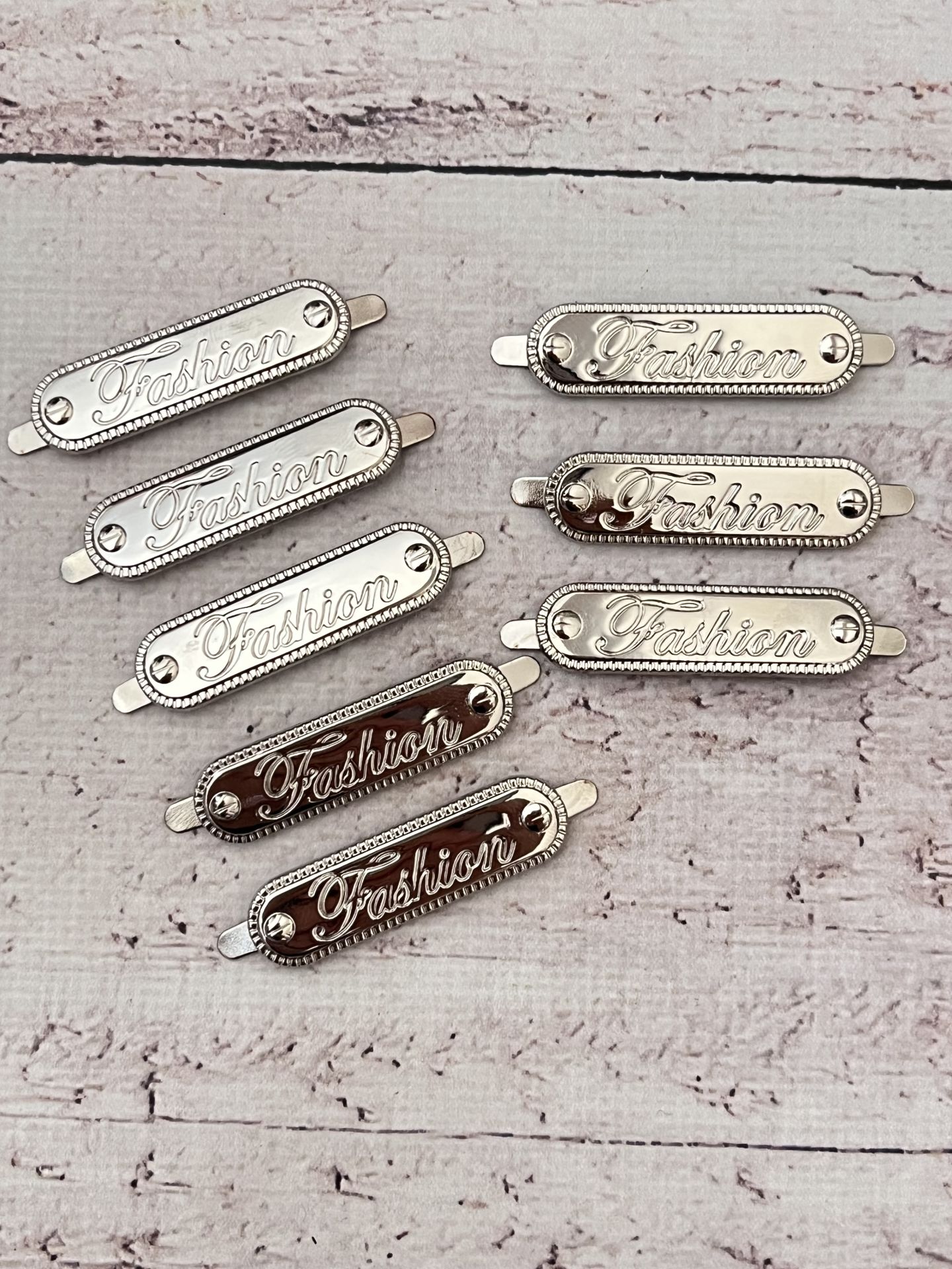 METAL ETİKET OVAL 4 CM GOLD