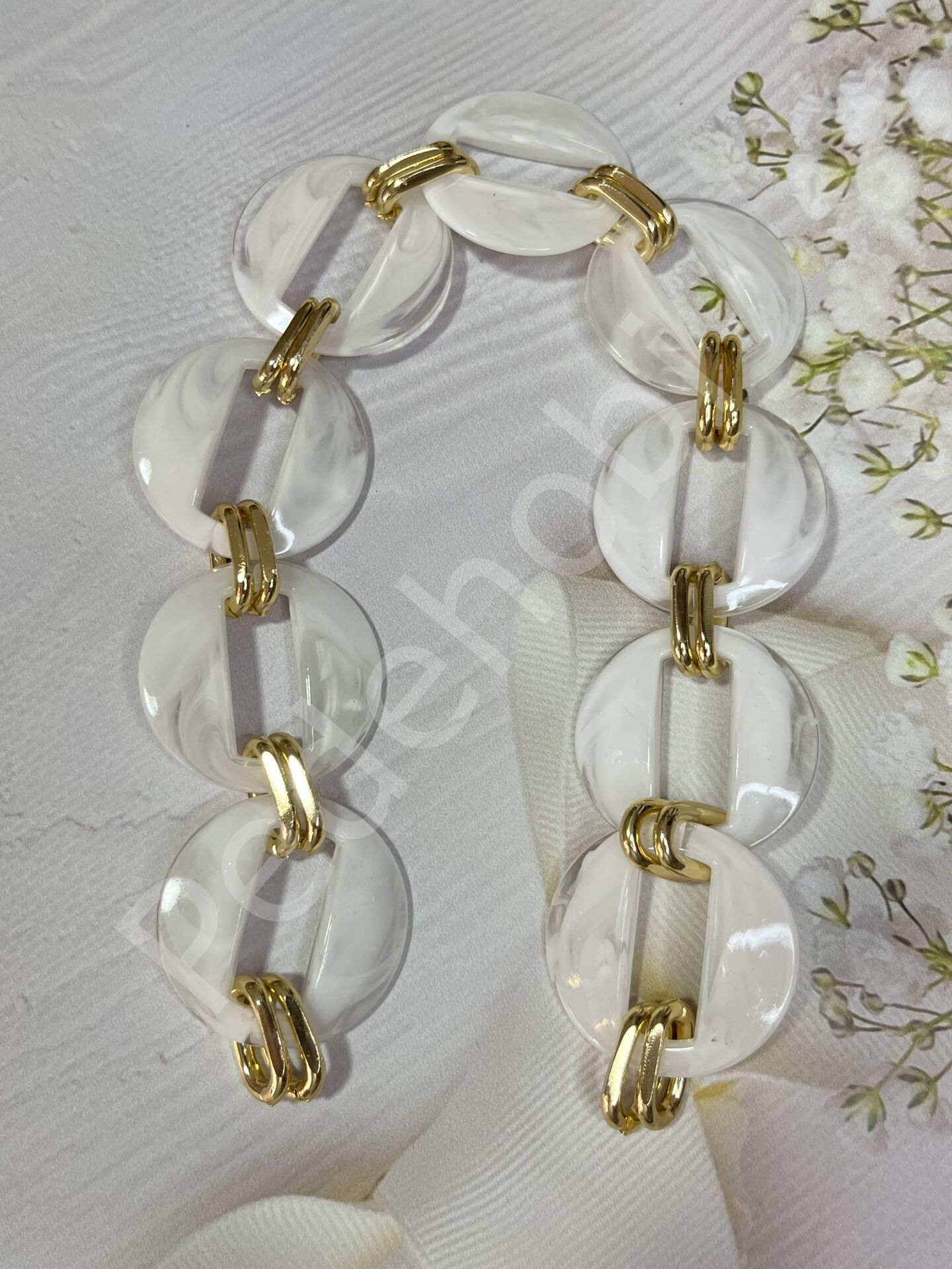 AKRİLİK ÇANTA ASKISI 35 CM Beyaz