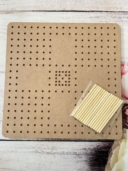 AHŞAP MOTİF BANK 30*30 CM  6 MM