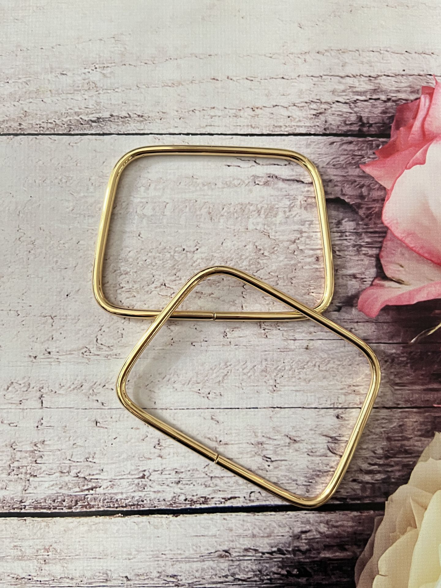 METAL ÇANTA SAPI DÖRTGEN 11 CM 1 ÇİFT Gold