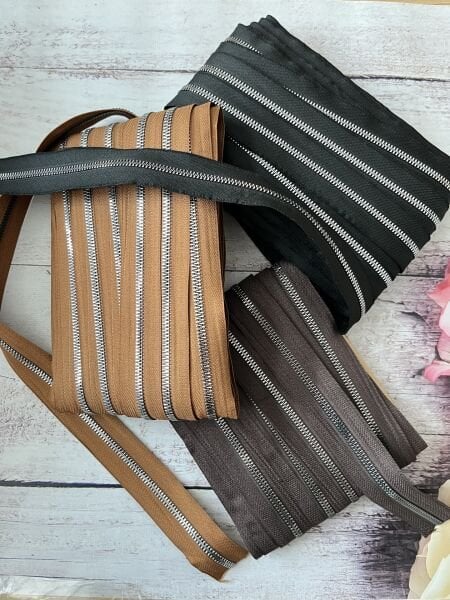 GÜMÜŞ ÇANTA FERMUARI METRELİK