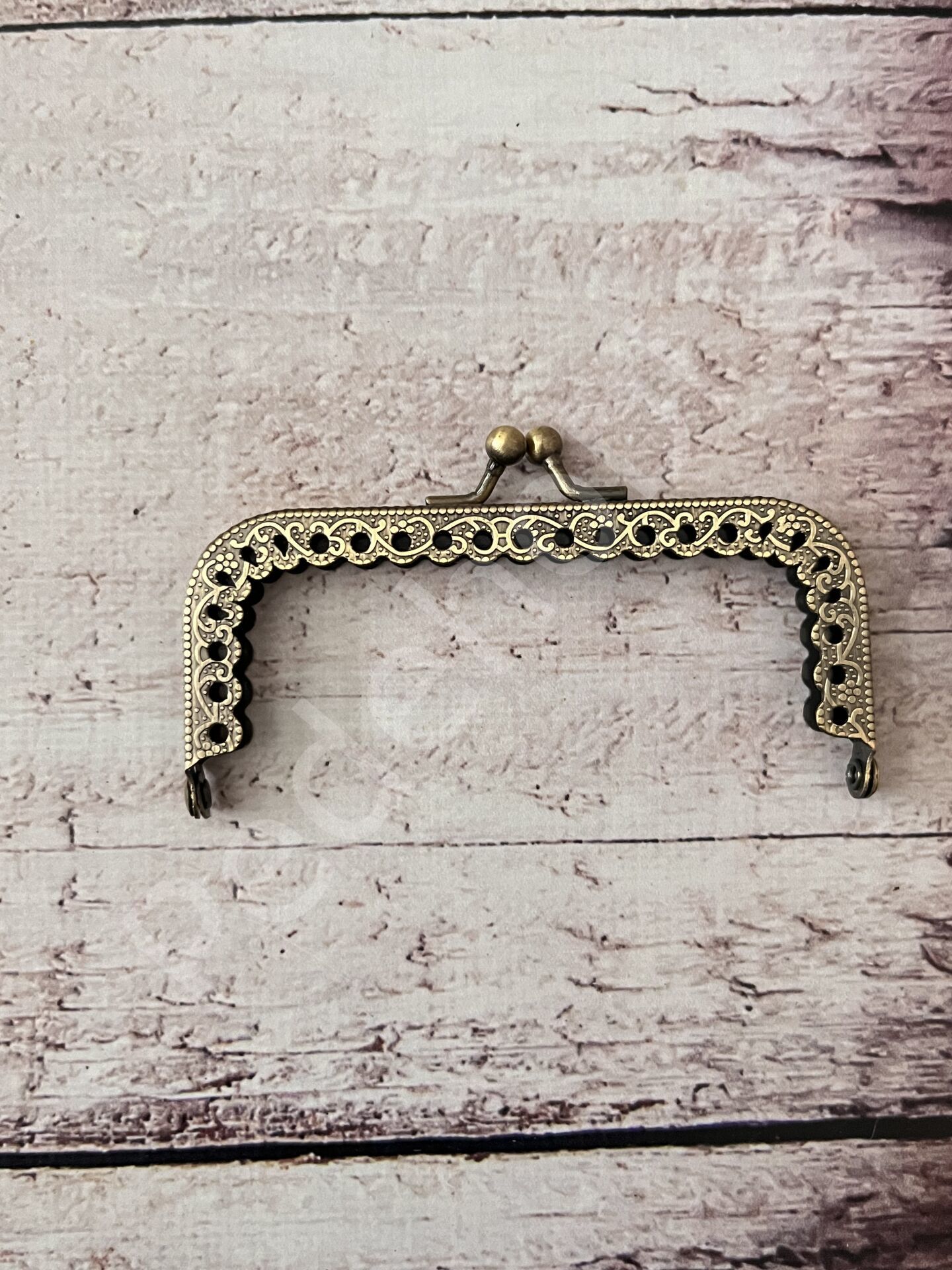 10 CM  KULPSUZ CÜZDAN KLİPS KARE ANTİK