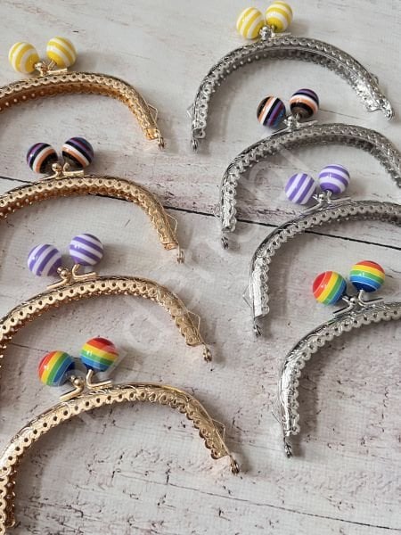 10 CM  ÇİZGİLİ TOKALI CÜZDAN KLİPS