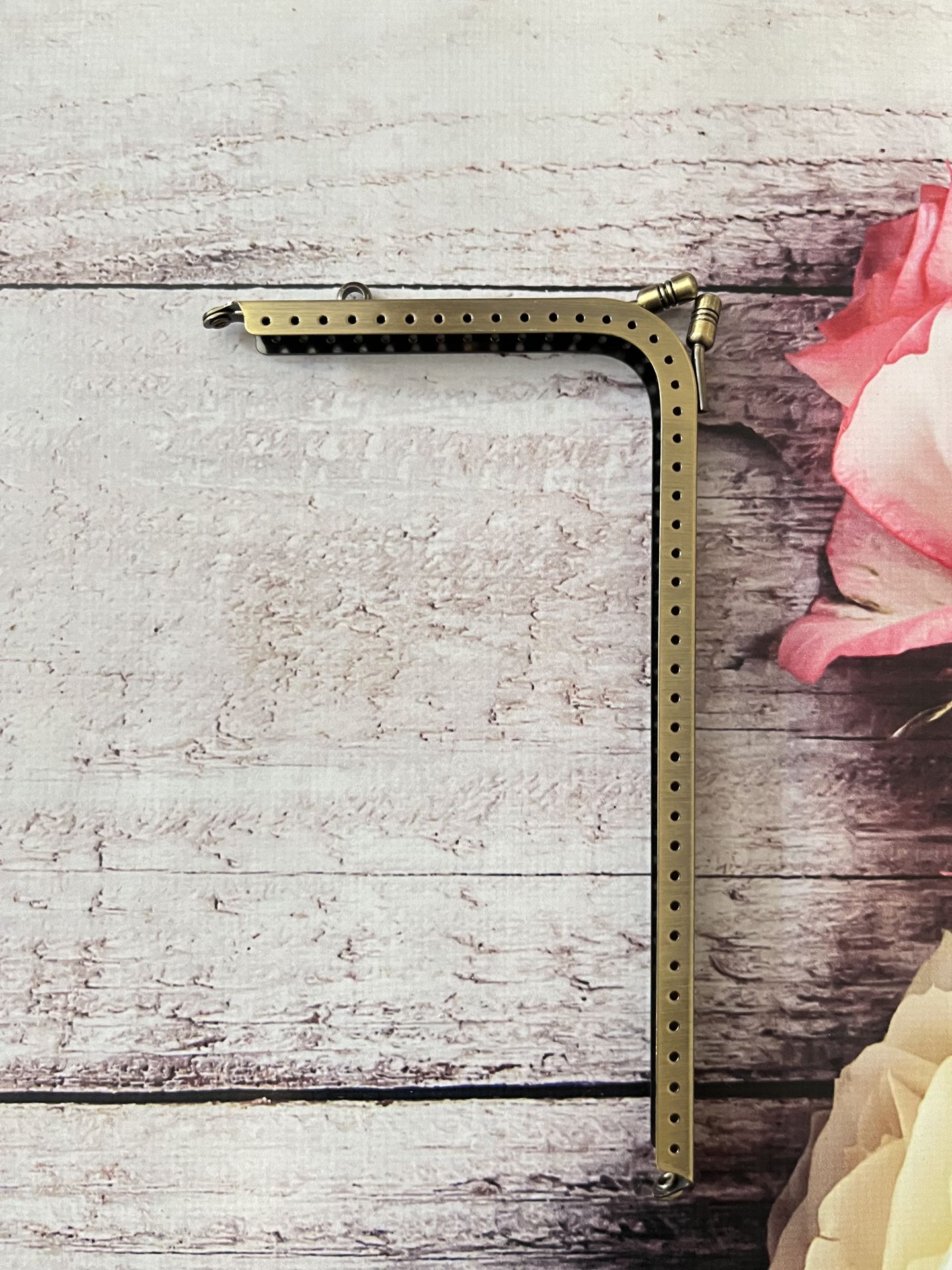 KENAR DELİKLİ TELEFON ÇANTASI BURSU 18.5 CM Antik