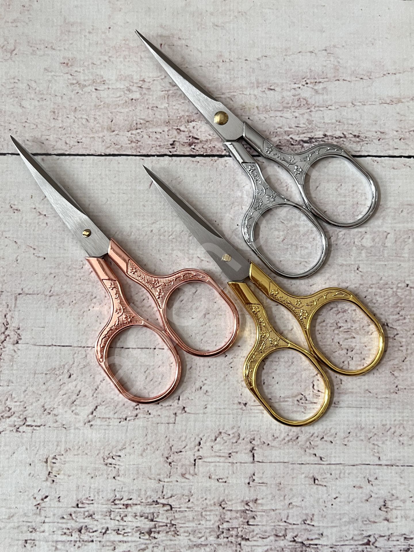 VİNTAGE MAKAS ÇİÇEKLİ KARE  12.5 cm