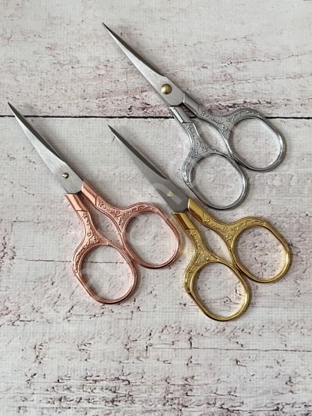 VİNTAGE MAKAS ÇİÇEKLİ KARE  12.5 cm