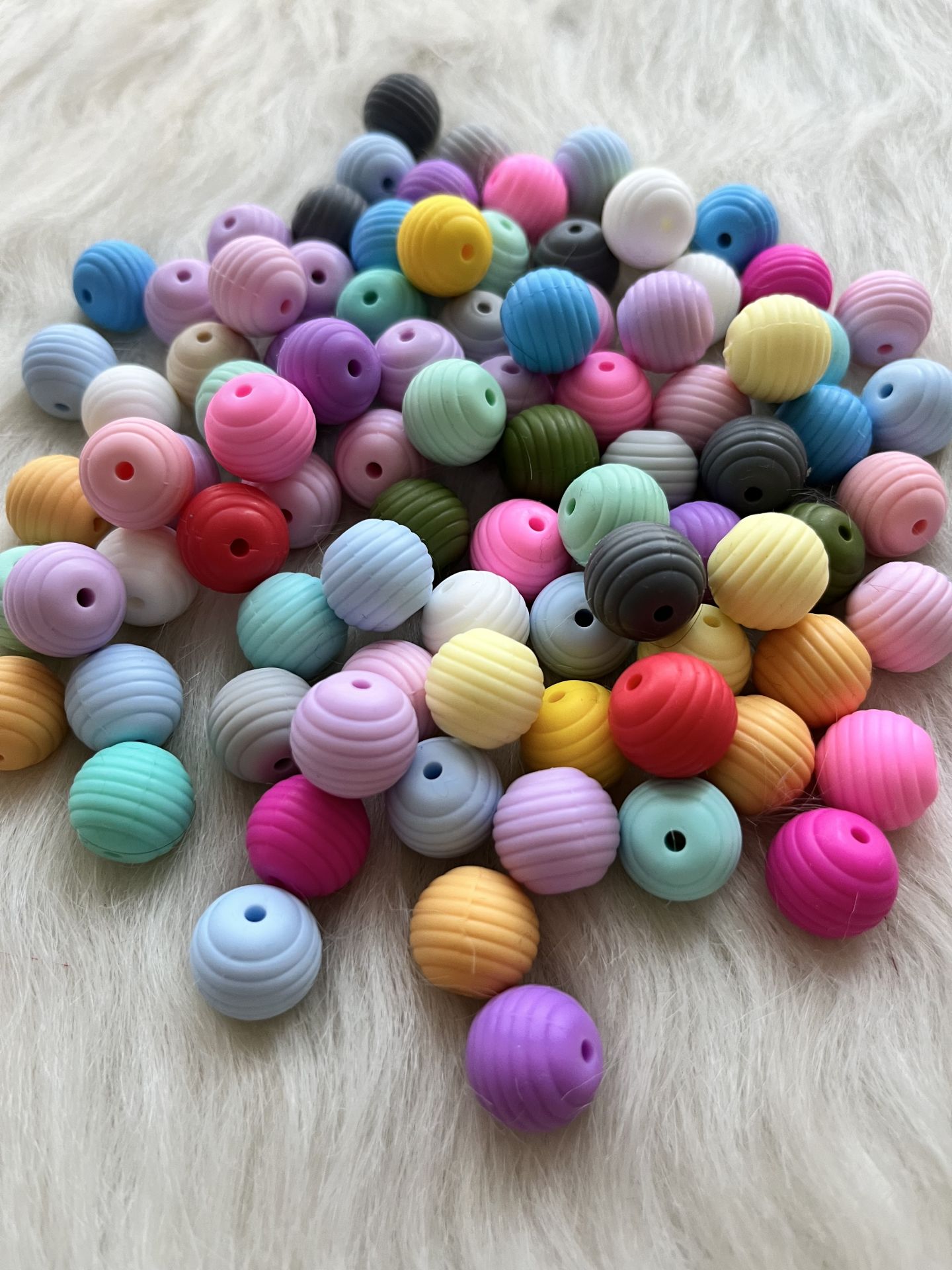 14 MM SİLİKON ARI KOVANI BONCUK