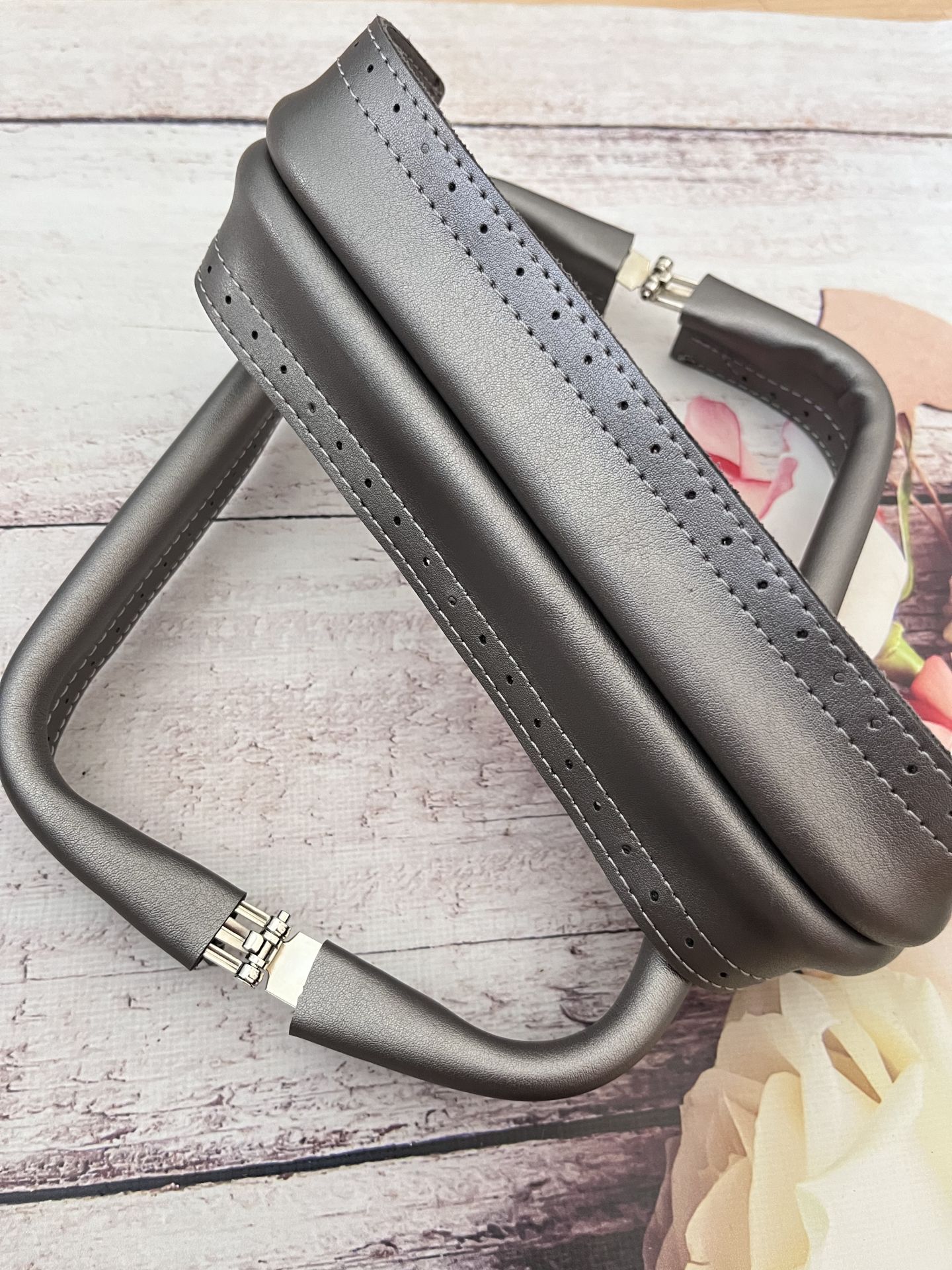 DERİLİ  BURS 25 CM gri