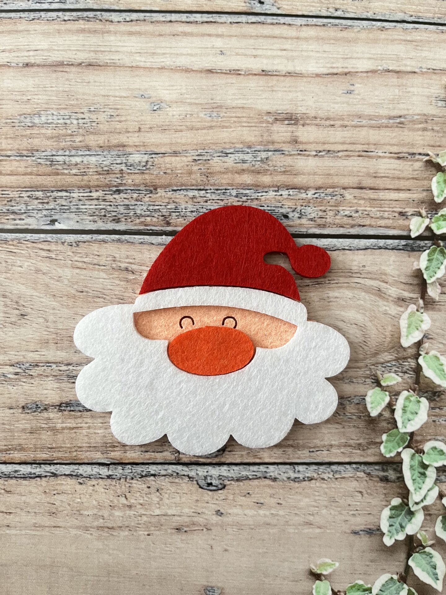 KEÇE YILBAŞI SÜSÜ BÜYÜK 1 ADET NOEL BABA