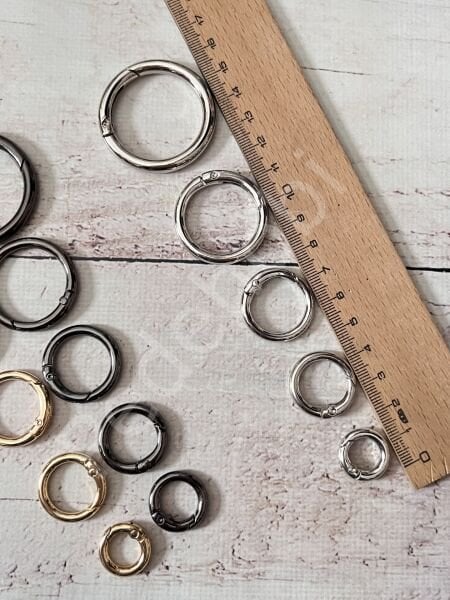 4 CM YAYLI HALKA  1 ÇİFT ( 2 ADET )