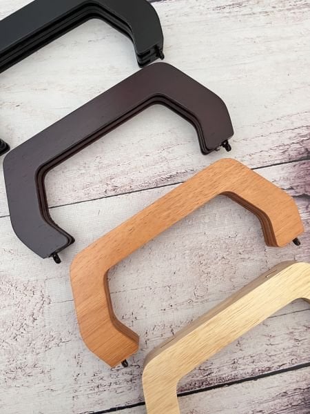 20 CM AHŞAP BURS KÖŞELİ