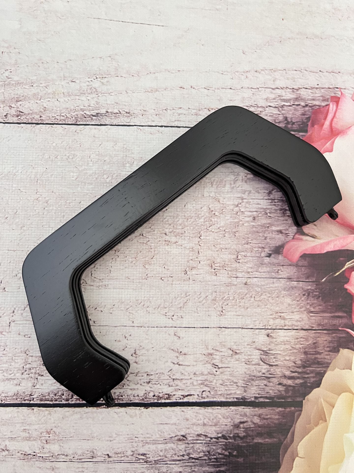 20 CM AHŞAP BURS KÖŞELİ siyah