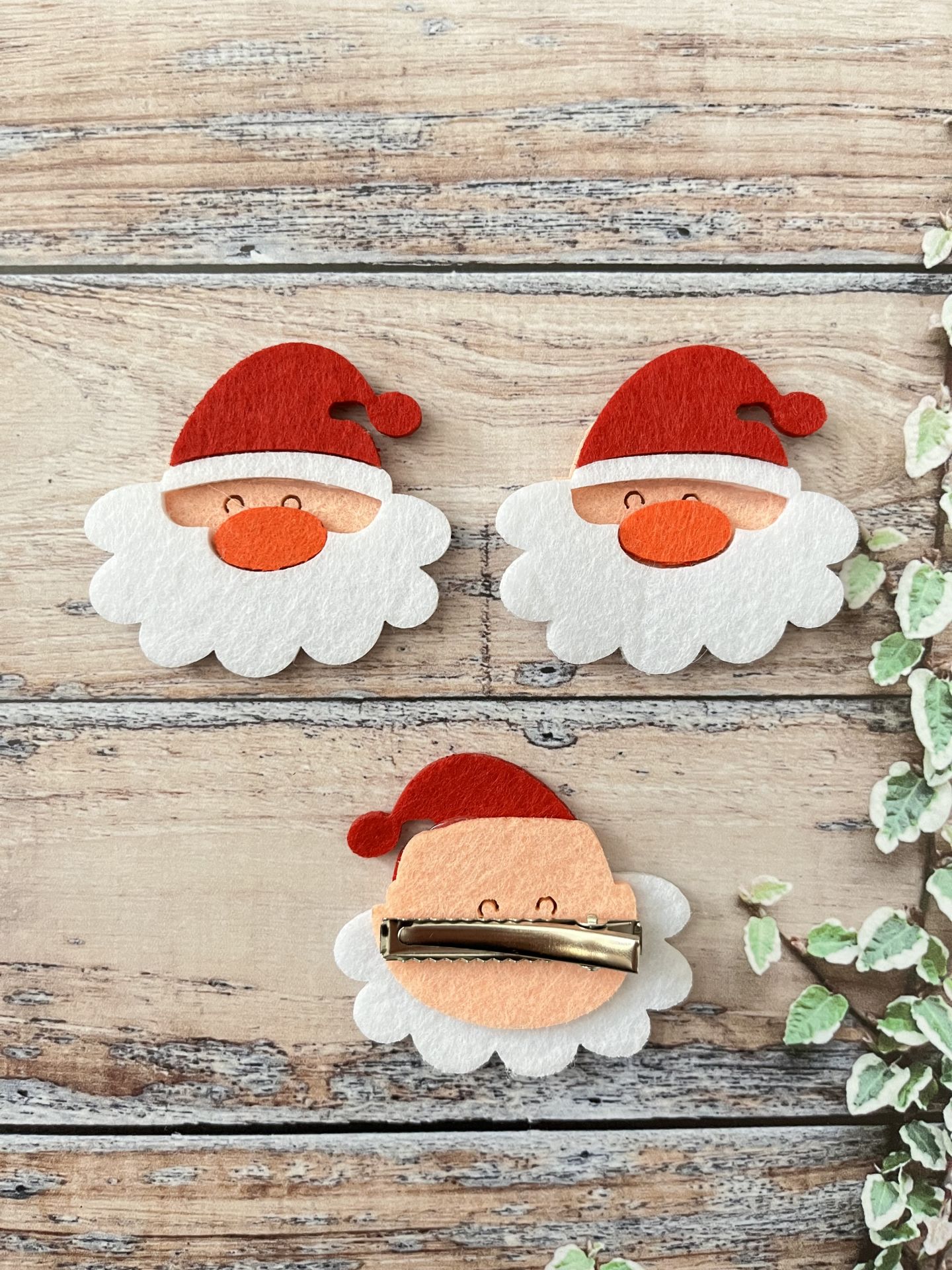 KEÇE YILBAŞI SÜSÜ KÜÇÜK 1 ADET NOEL BABA