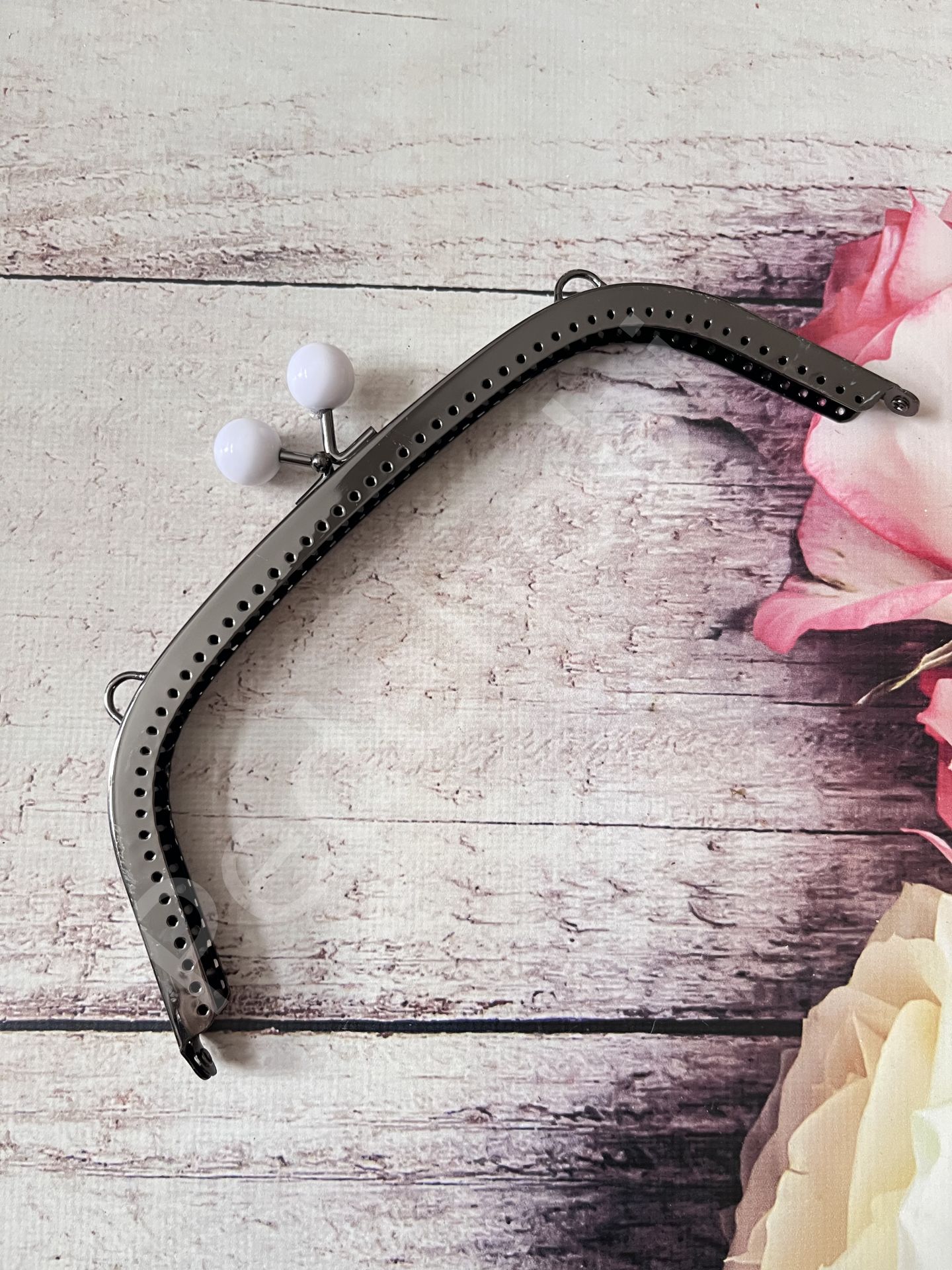 BEYAZ BONCUKLU METAL ÇANTA KLİPSİ 22 CM ANTRASİT