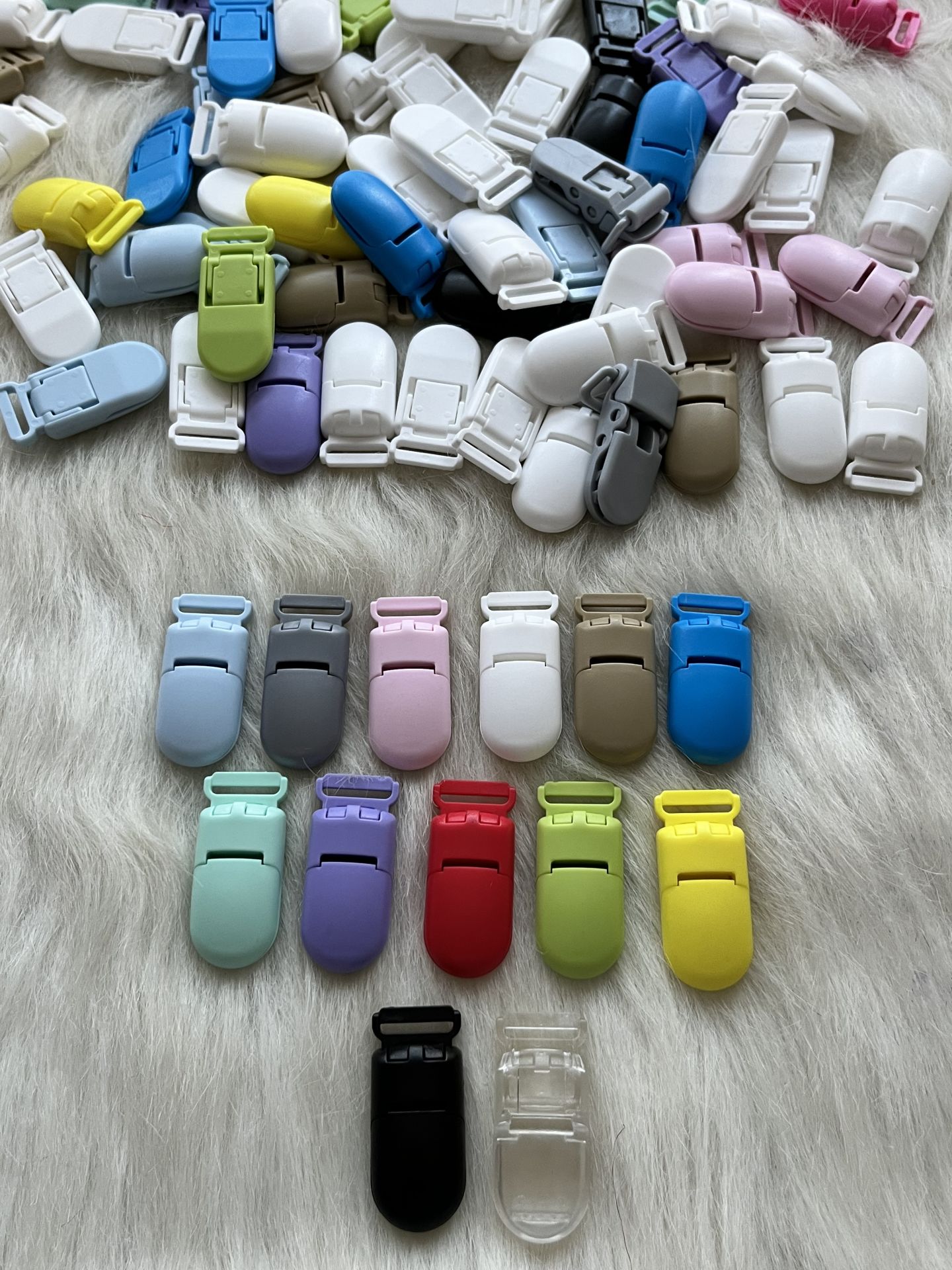 PLASTİK EMZİK KLİPSİ
