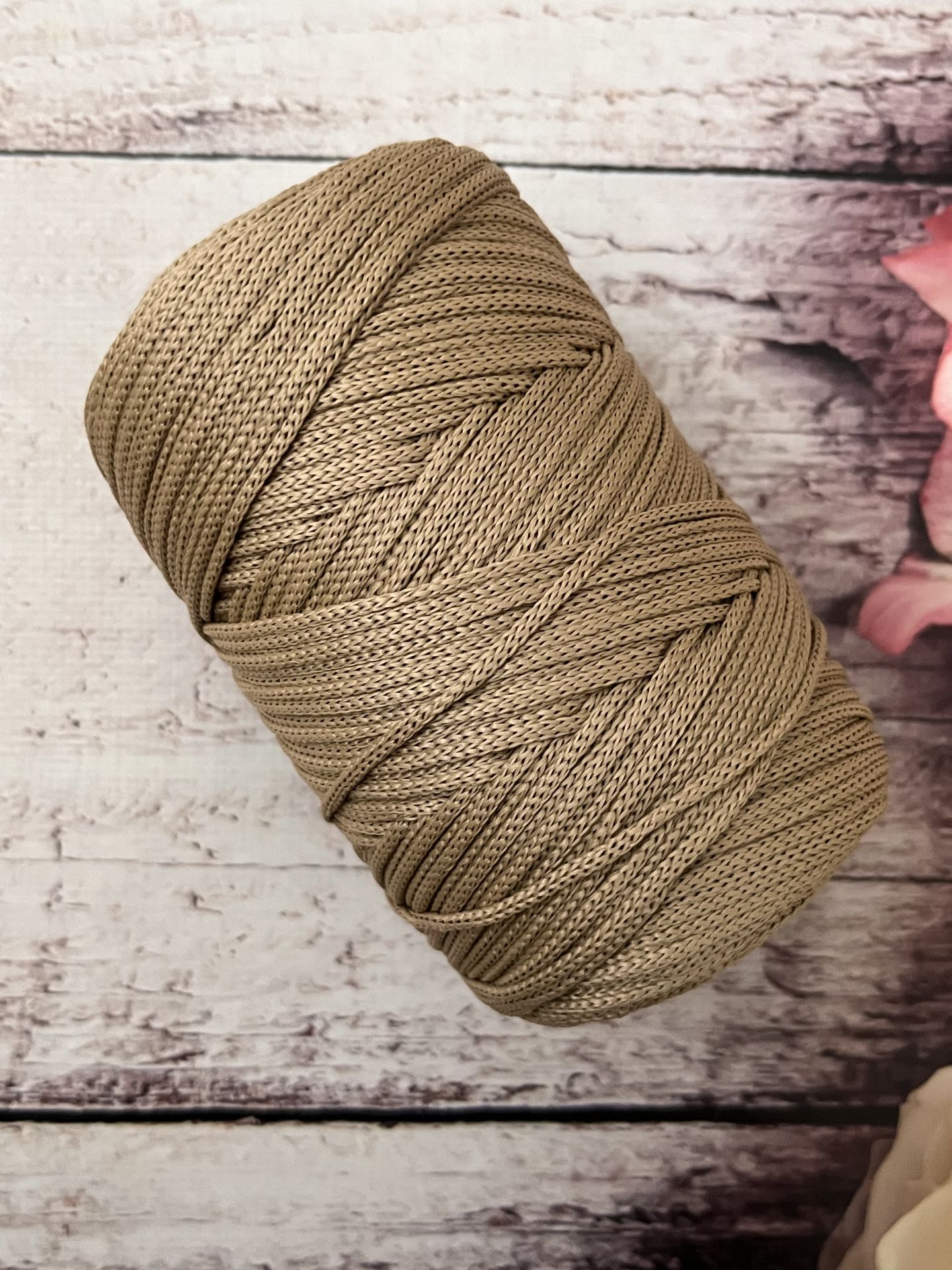 4 NO POLYESTER MAKROME  BEJ 29