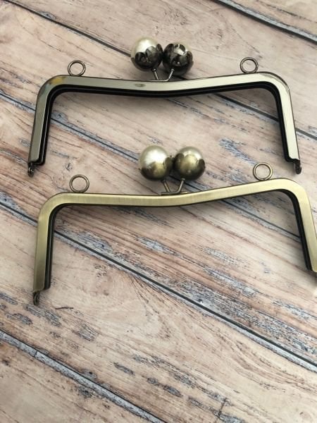 20 CM  ÇİÇEK TOKALI ÇANTA KLİPSİ