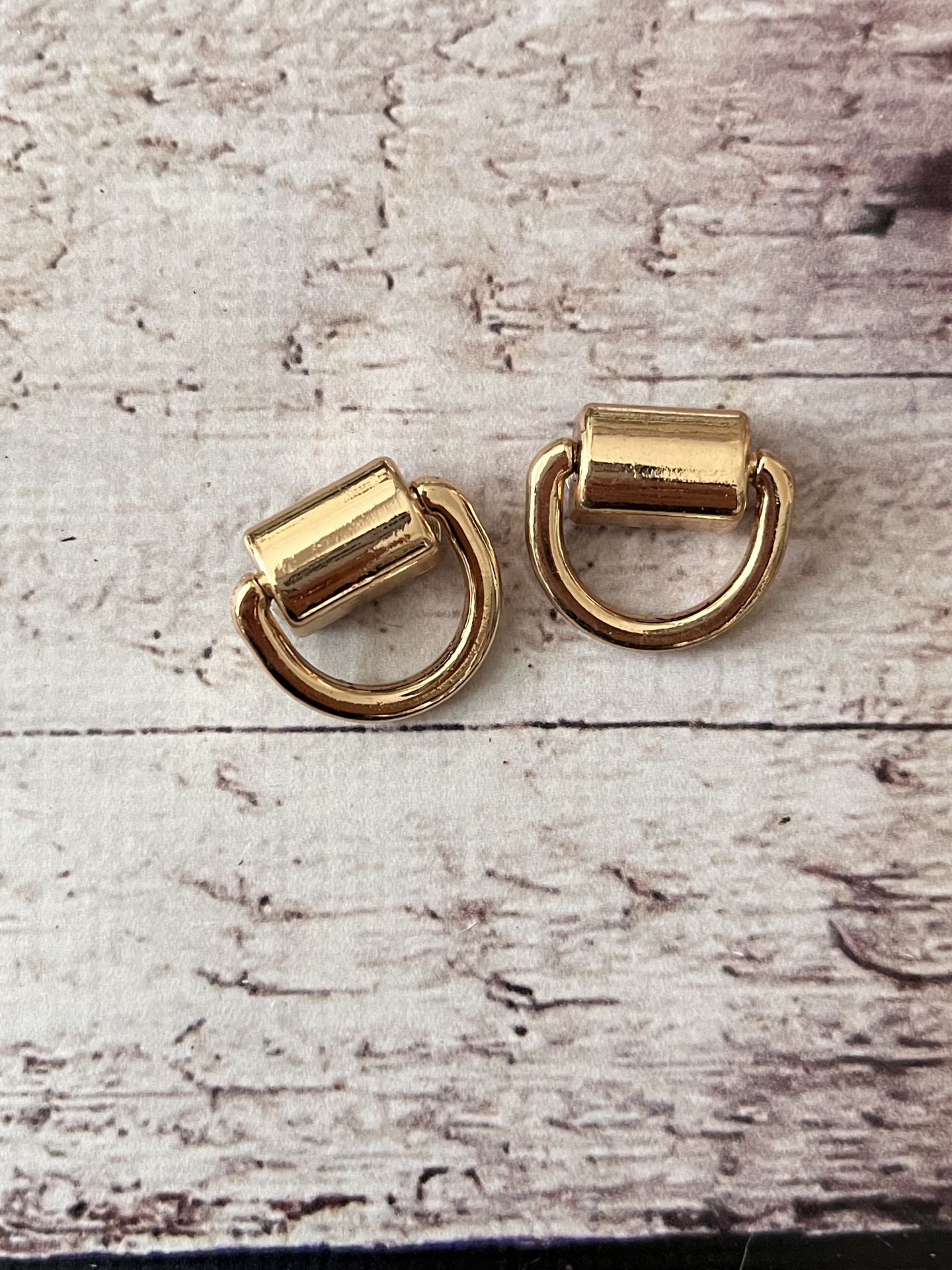 2 CM VİDALI ASKI DÖRTGEN 1 ÇİFT Gold