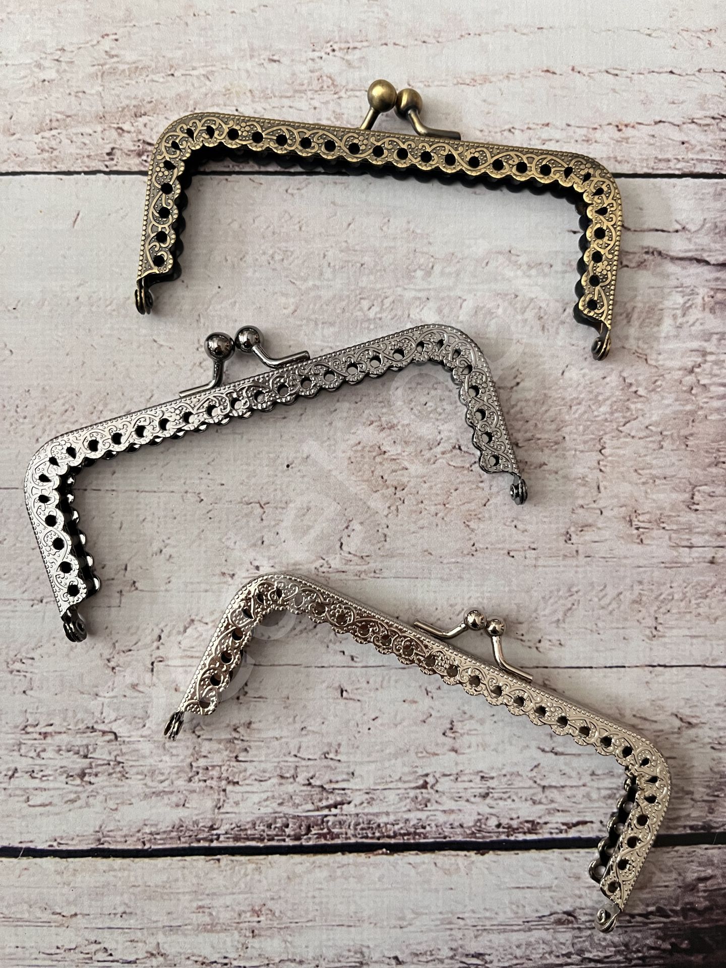 15 CM KULPSUZ KARE CÜZDAN KLİPS