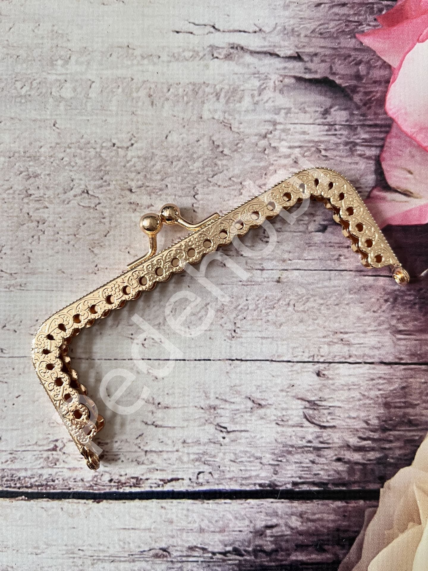 15 CM KULPSUZ KARE CÜZDAN KLİPS Gold