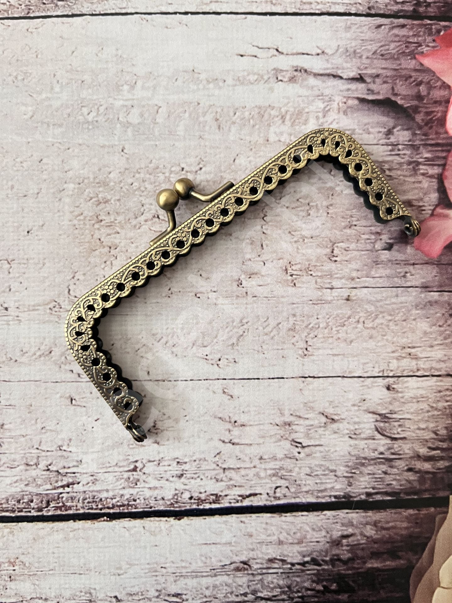 15 CM KULPSUZ KARE CÜZDAN KLİPS Antik