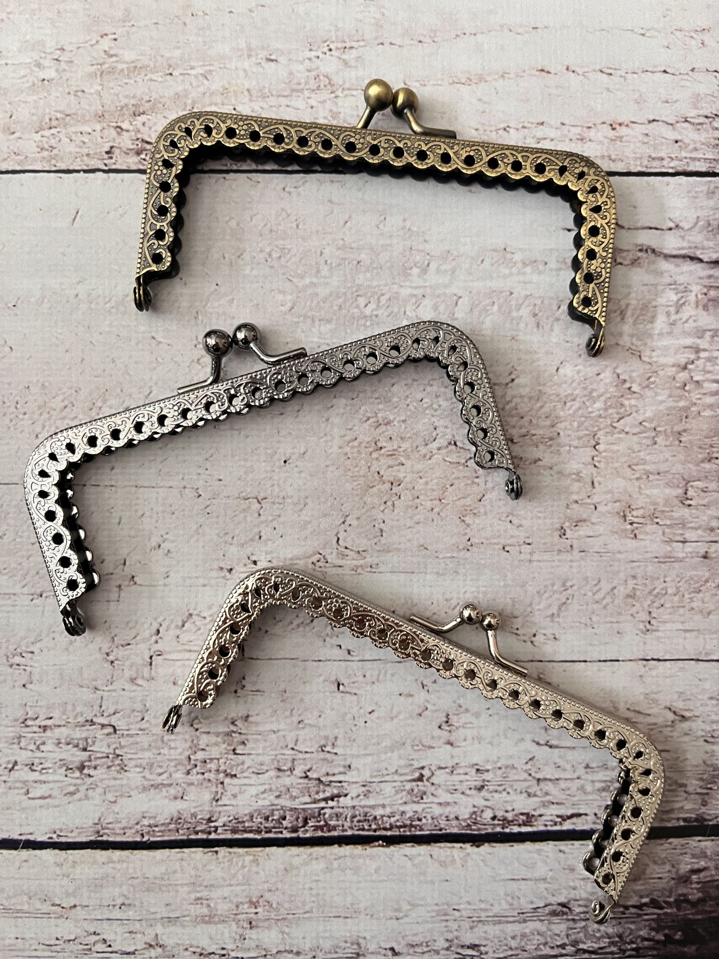 12 CM KULPSUZ KARE CÜZDAN KLİPS