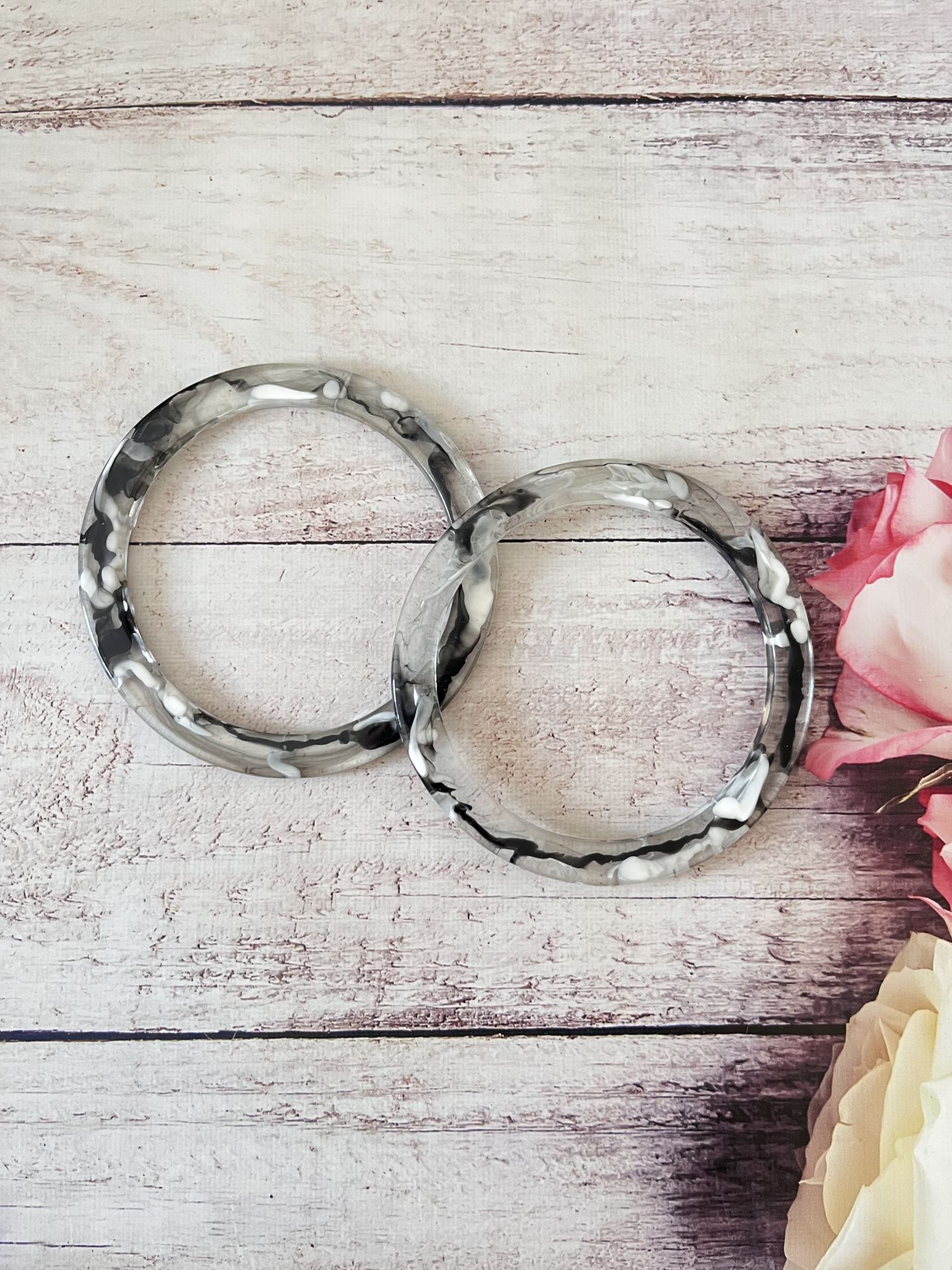 AKİRİLİK KULP YUVARLAK 15 CM MERMER