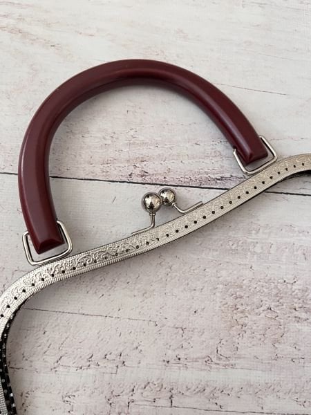 27 CM METAL ÇANTA AHŞAP KULPLU MODEL M-14